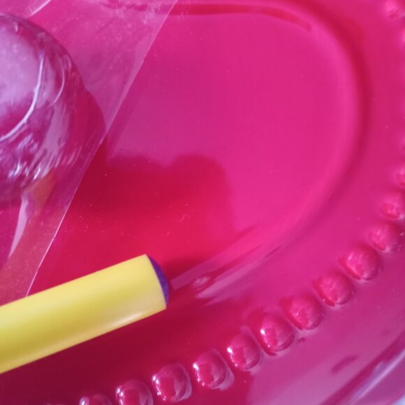 Heart Dutch Oven Ceramic Bowl With Lid  - Red - Picture 5 of 5